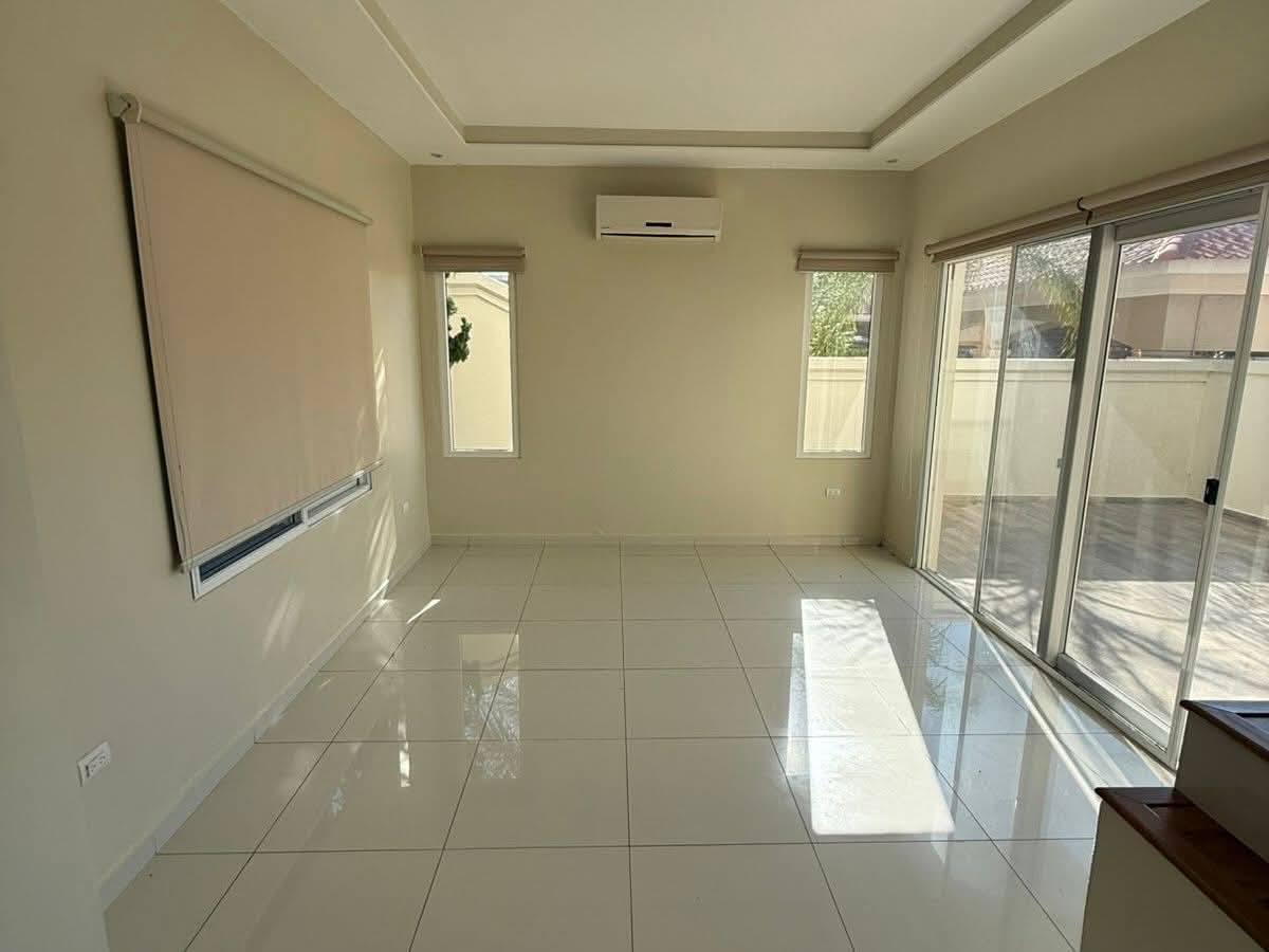 Alquiler: Villas del Molinon