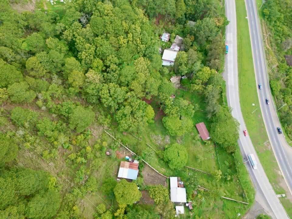 Venta: CA5 contiguo al Cementerio Memorial