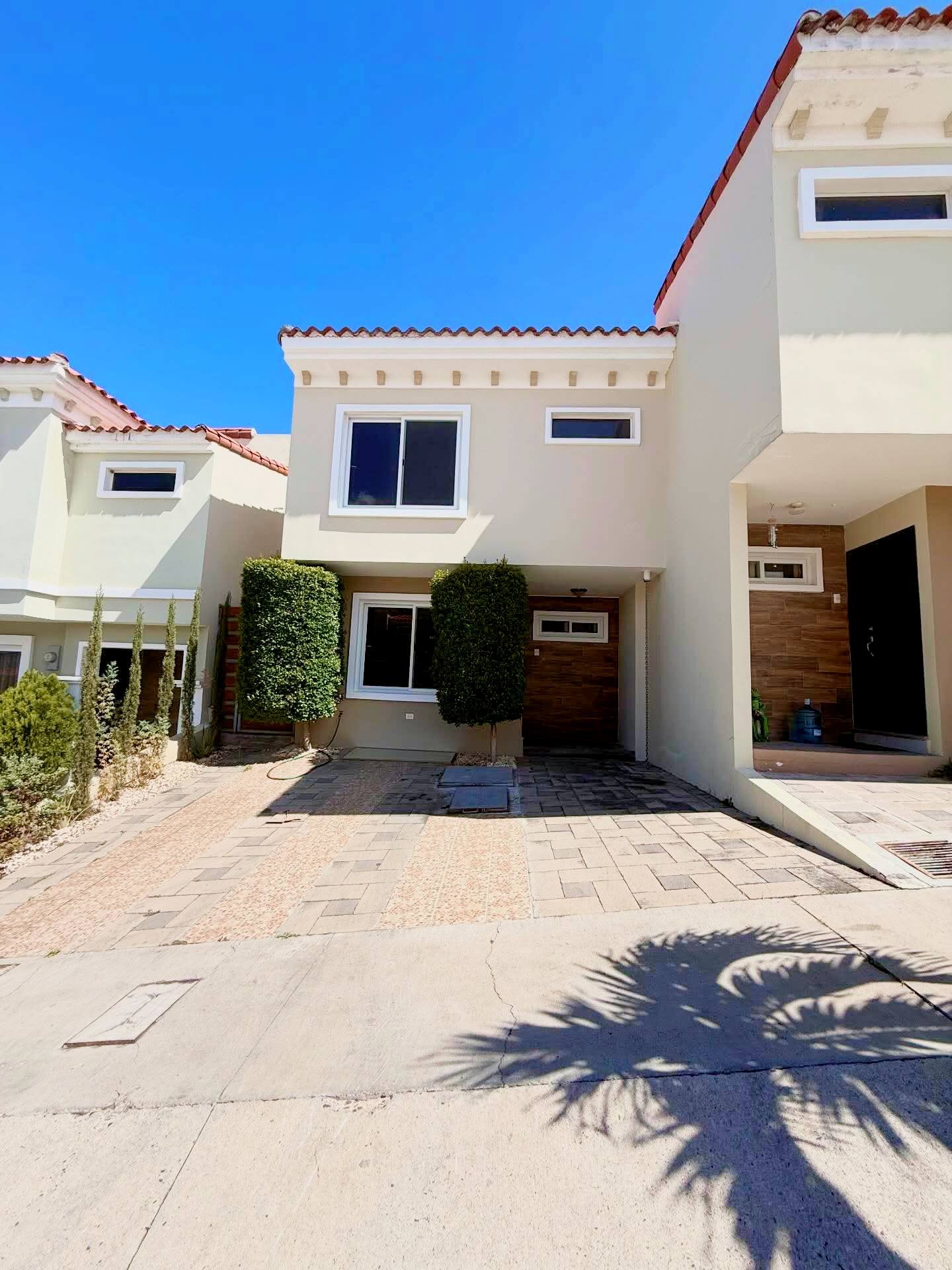 Venta: Res. El Sauce/ BRE1-VCC19