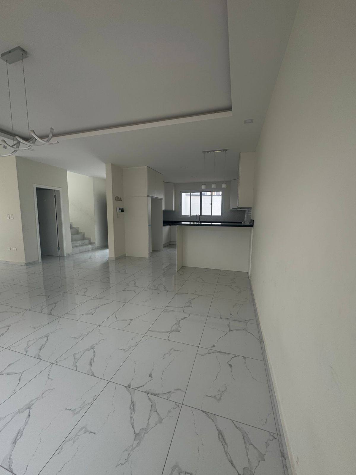 Alquiler: Res. El Sauce, Villa Napoleones/ BRJ1-ACC6