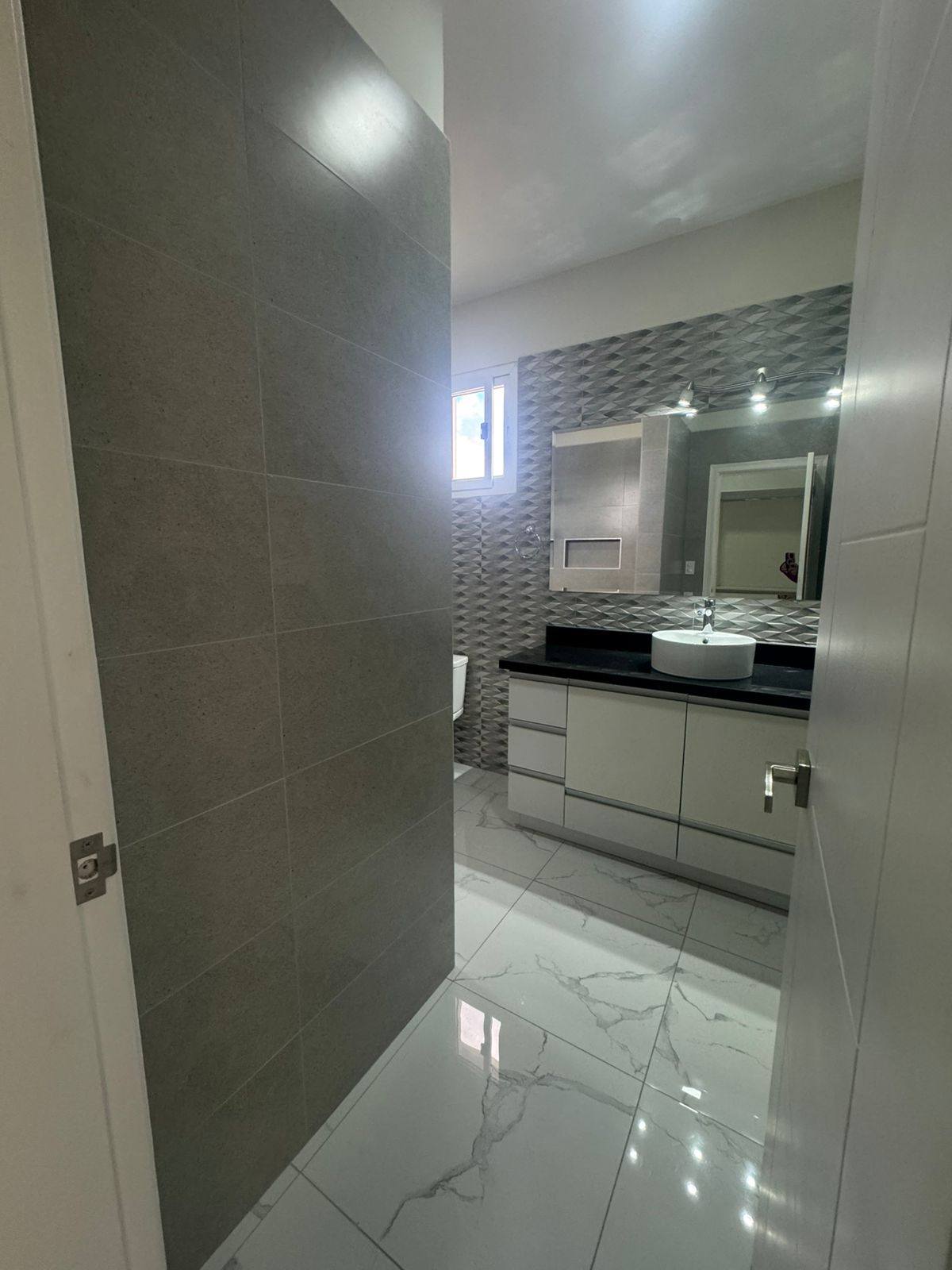 Alquiler: Res. El Sauce, Villa Napoleones/ BRJ1-ACC6