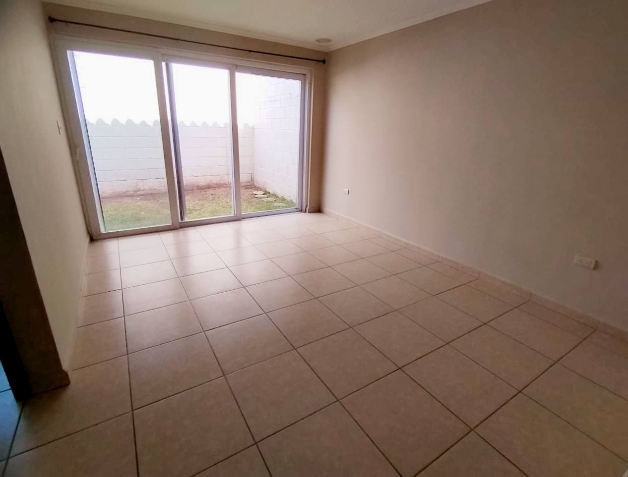 Alquiler: Res. El Sauce/ BRJ1-ACC7