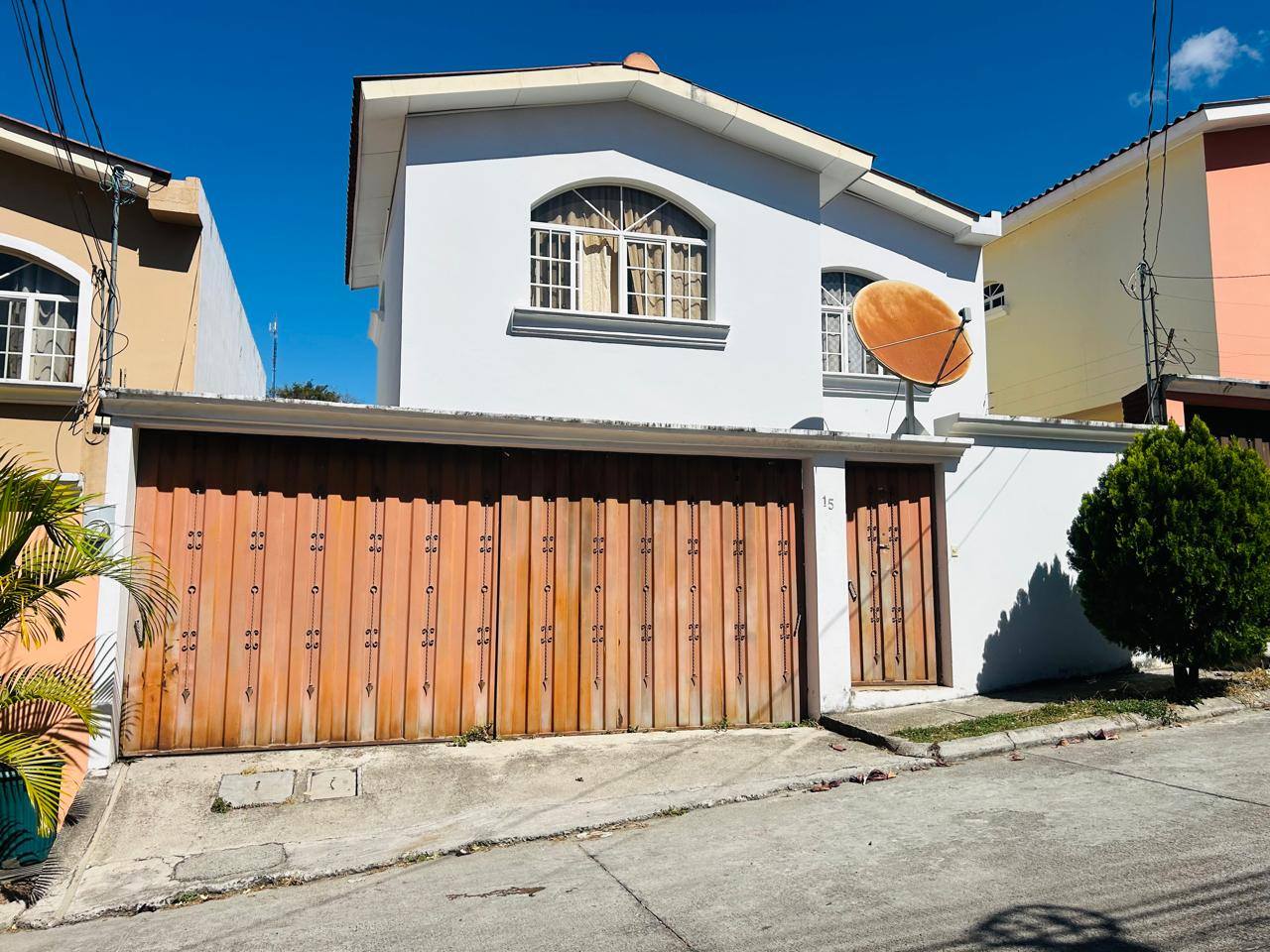 Venta: Res. Roble Oeste