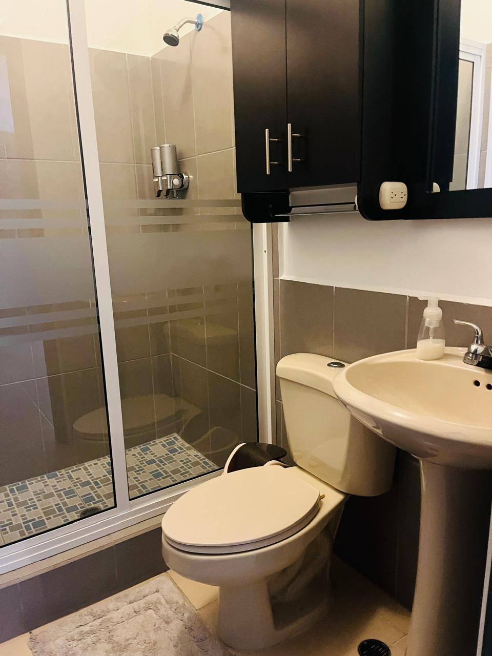 Alquiler: Res. La Hacienda