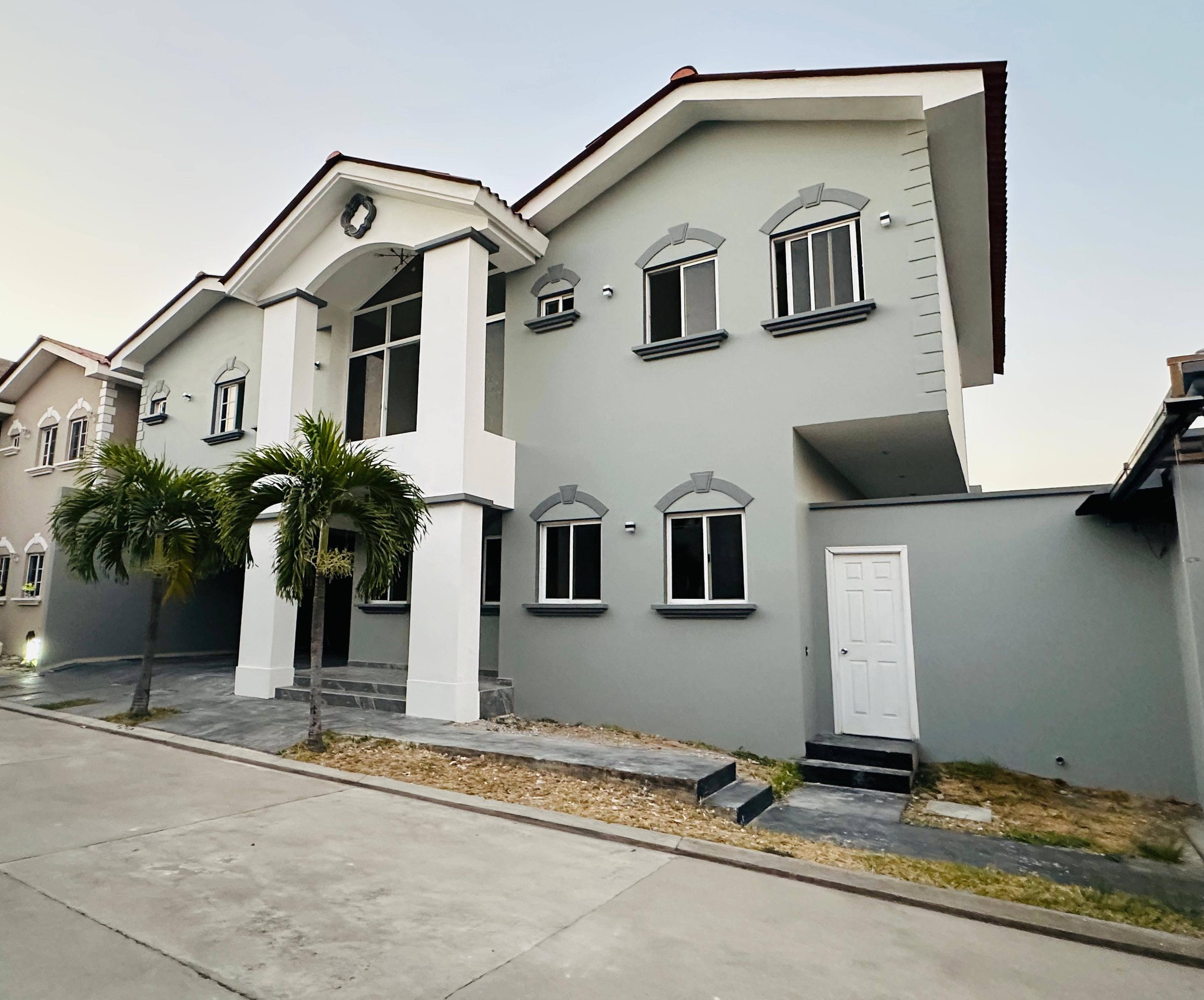 Agua Dulce/ Las Hadas