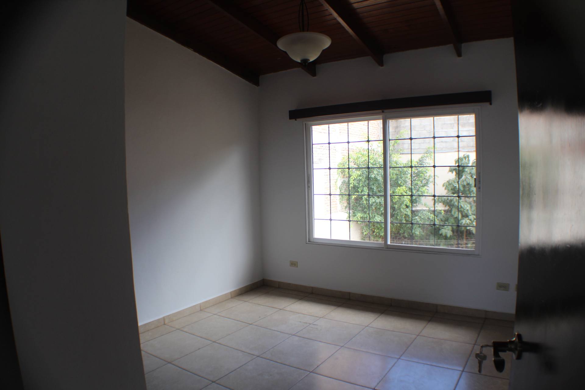 Venta: Res. Las Hadas