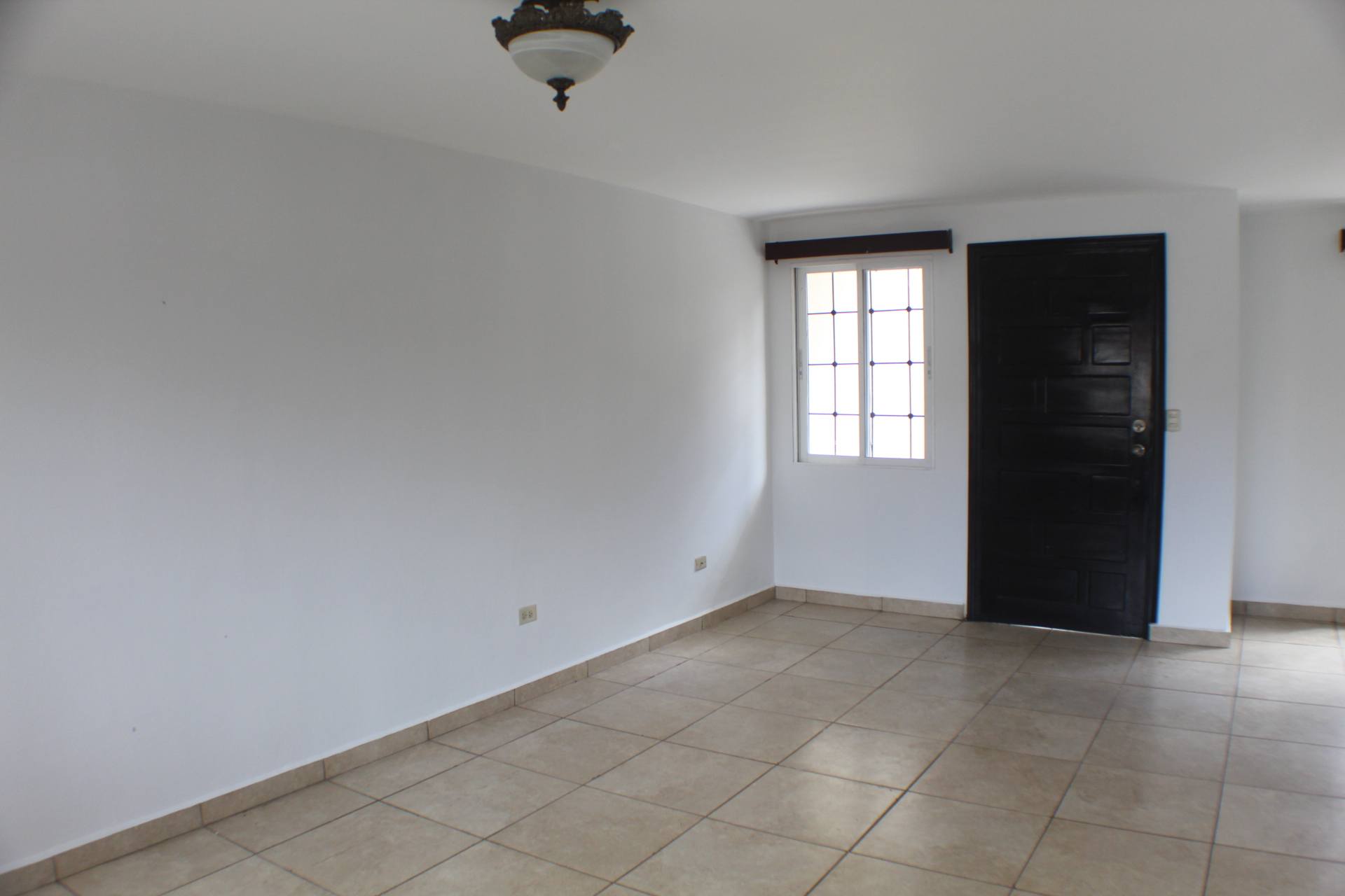 Venta: Res. Las Hadas