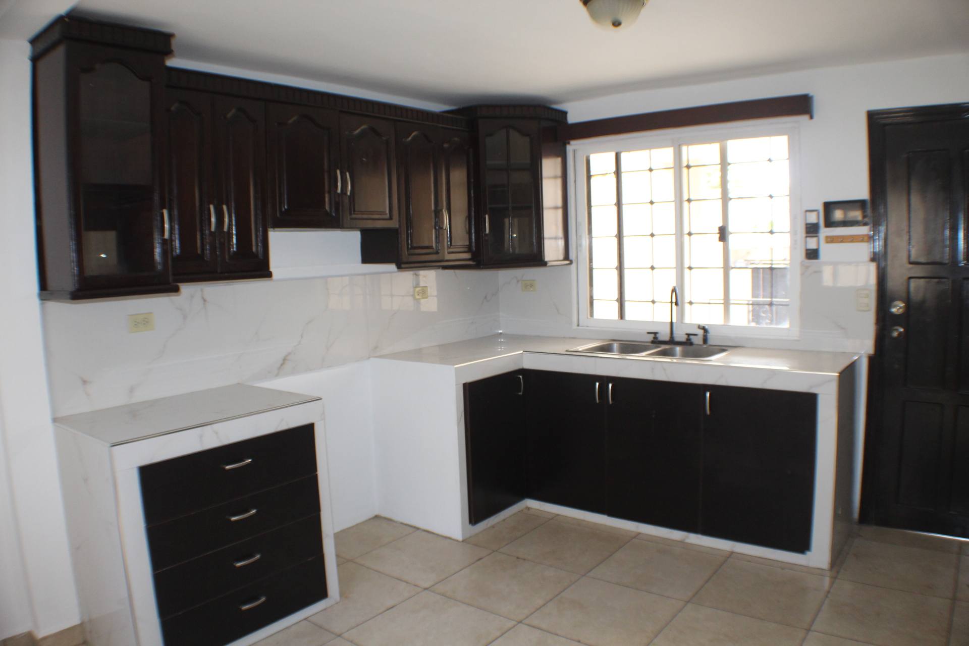 Venta: Res. Las Hadas