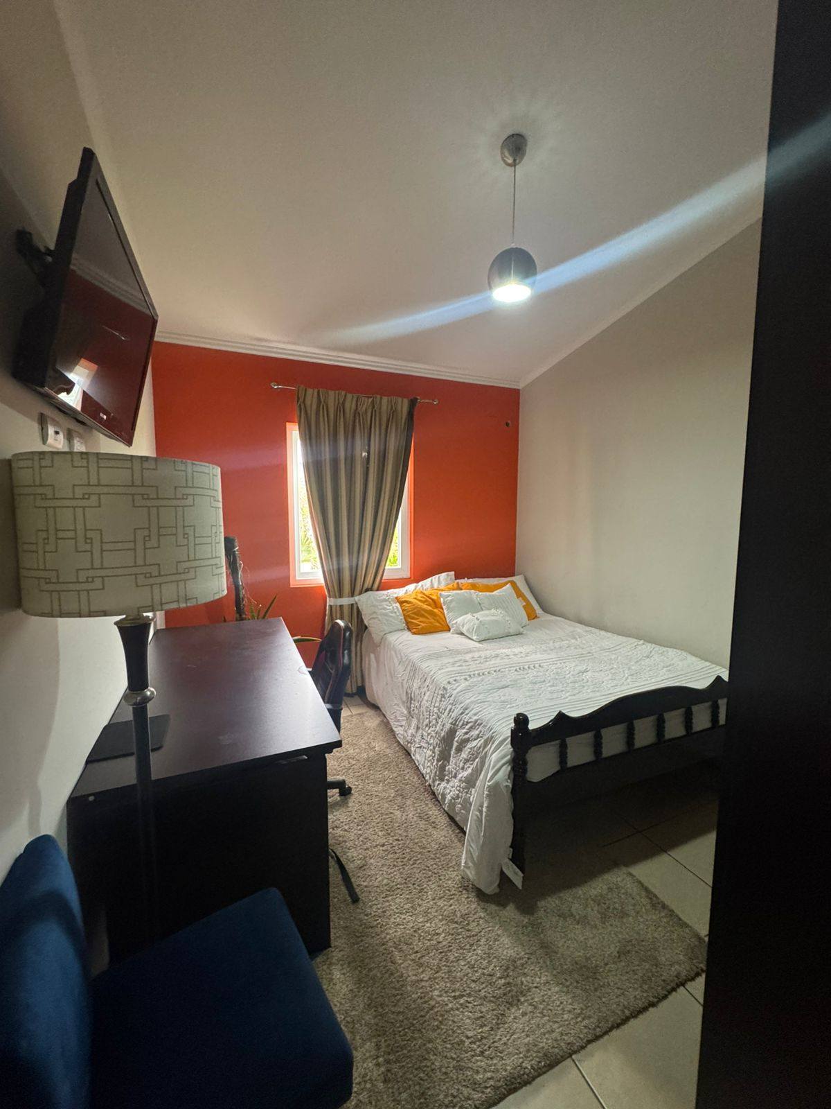 Alquiler: Res. El Sauce