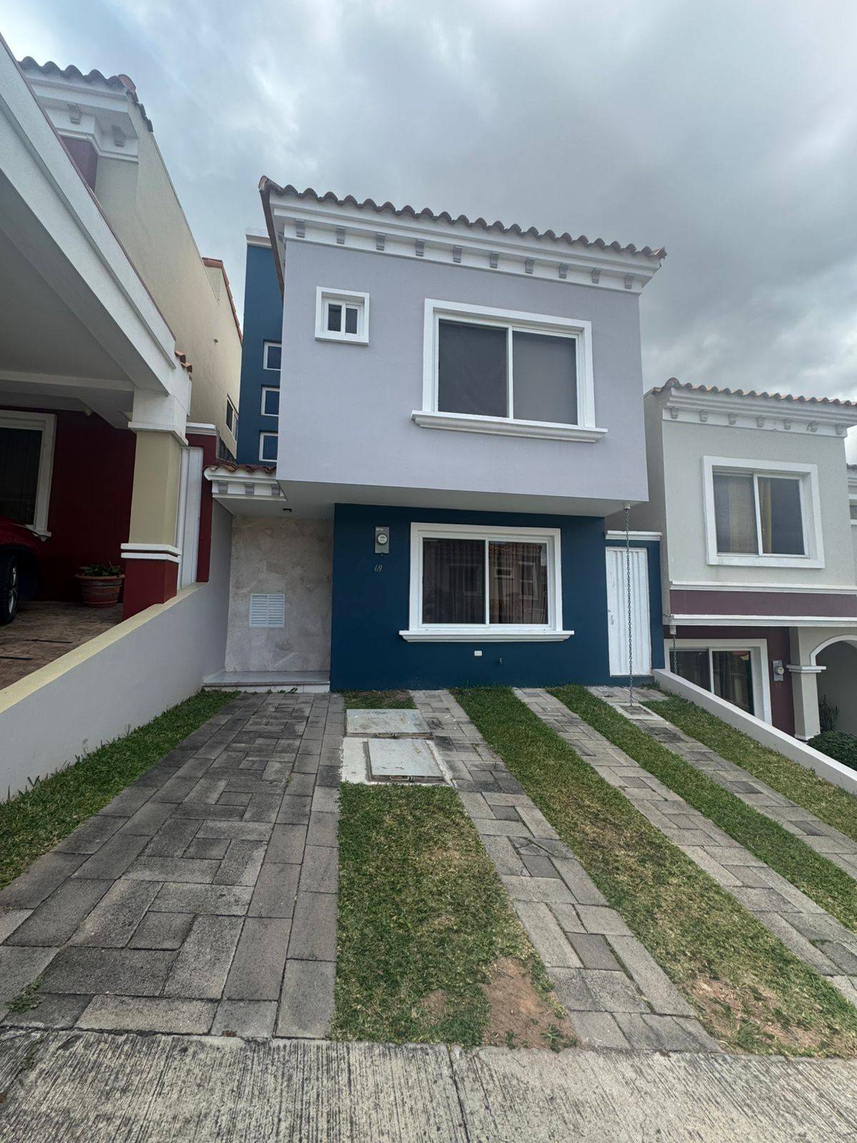 Alquiler: Res. El Sauce,.