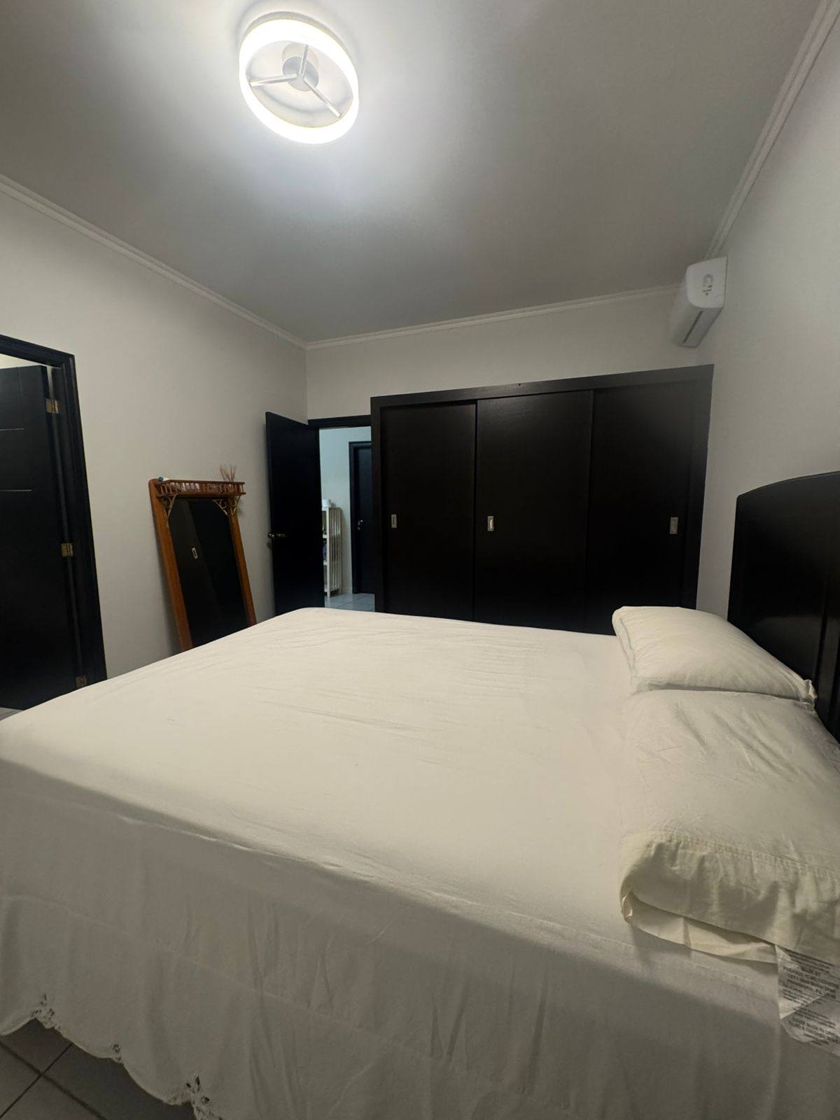 Alquiler: Res. El Sauce,.