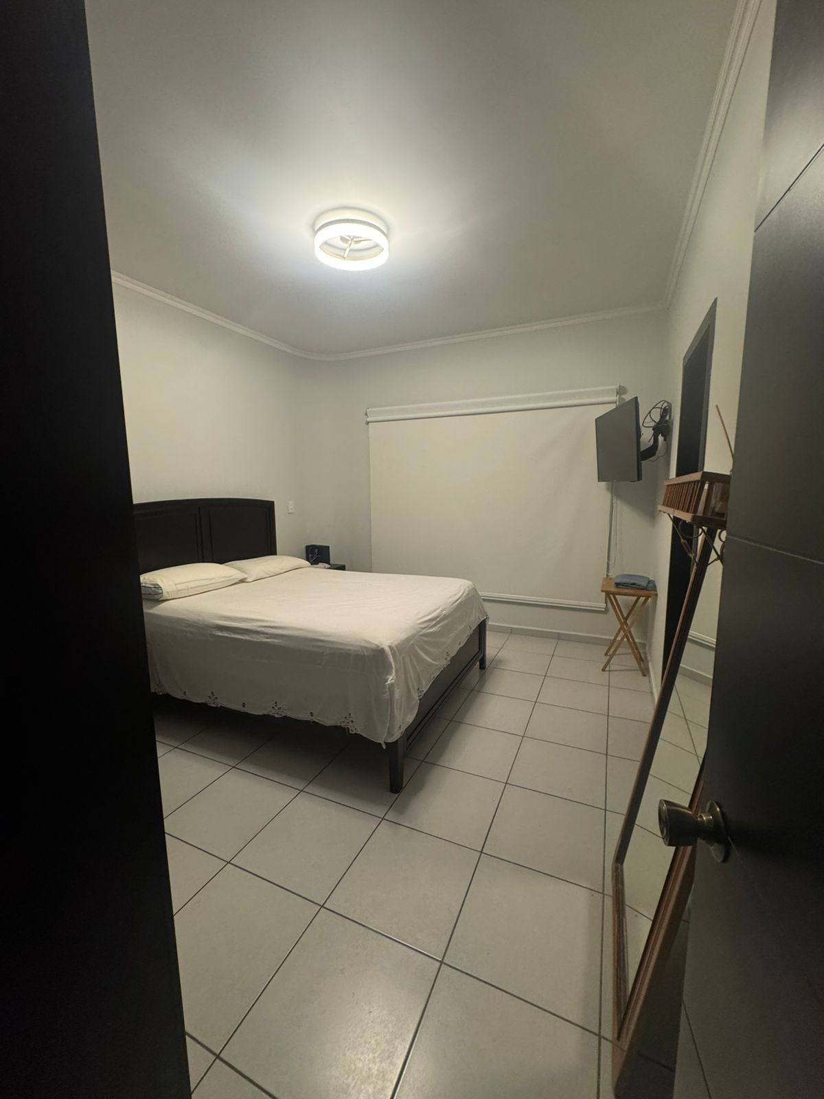 Alquiler: Res. El Sauce,.