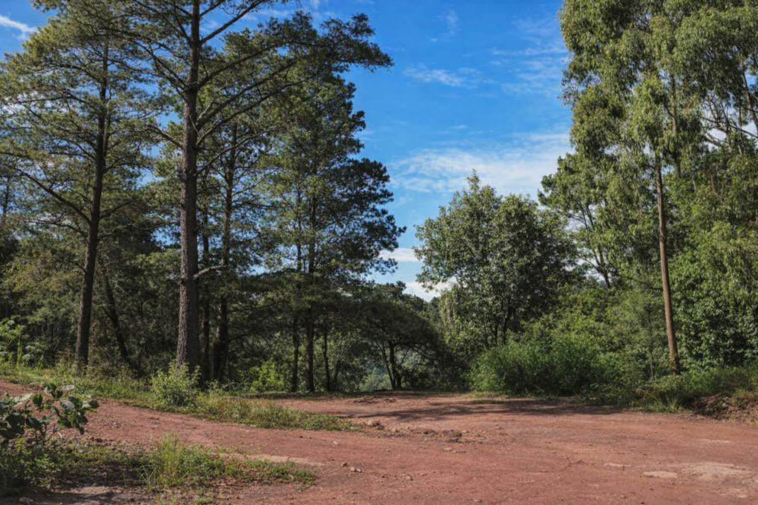 Venta: Res. Zarabanda, Villa Los Pinares.