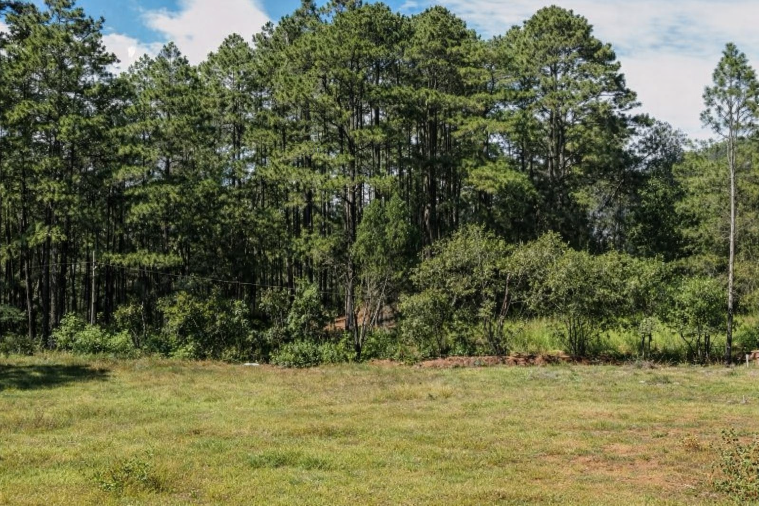 Venta: Res. Zarabanda, Villa Los Pinares.