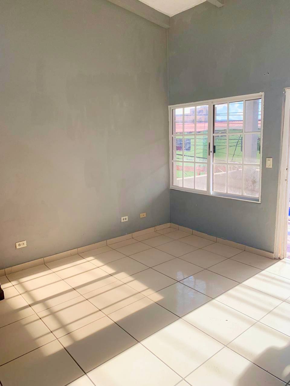 Alquiler: Col. San Carlos por Bo. Morazán