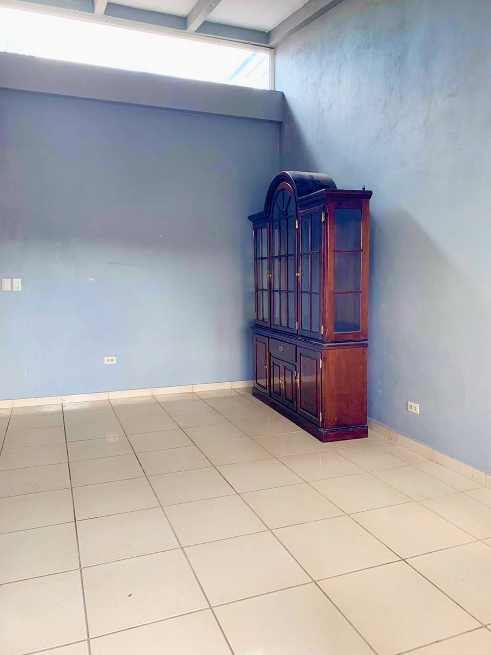 Alquiler: Col. San Carlos por Bo. Morazán