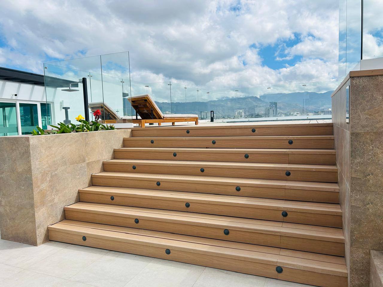 Alquiler: Col. Loma Linda Norte, Torre Avalon