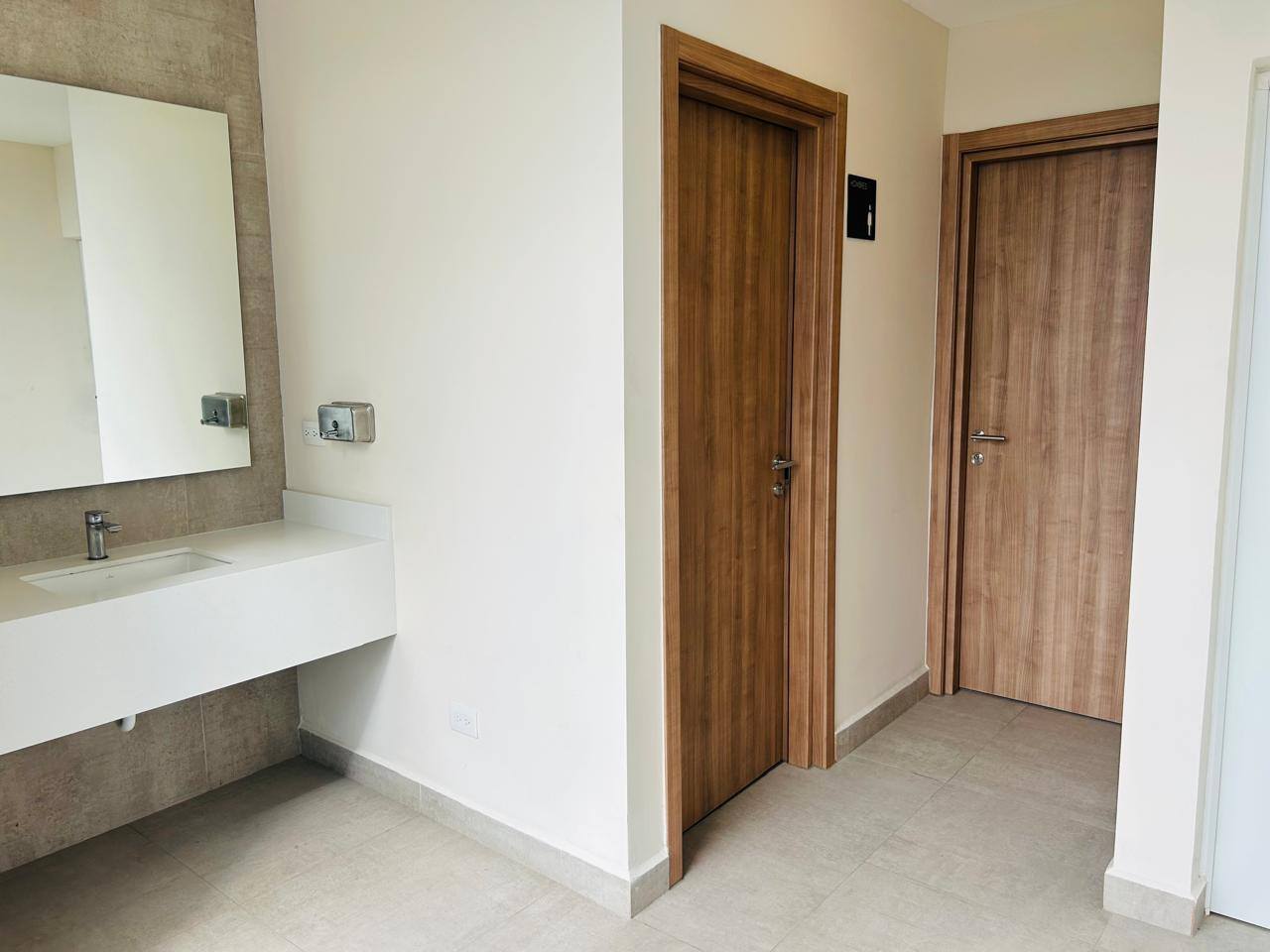 Alquiler: Col. Loma Linda Norte, Torre Avalon