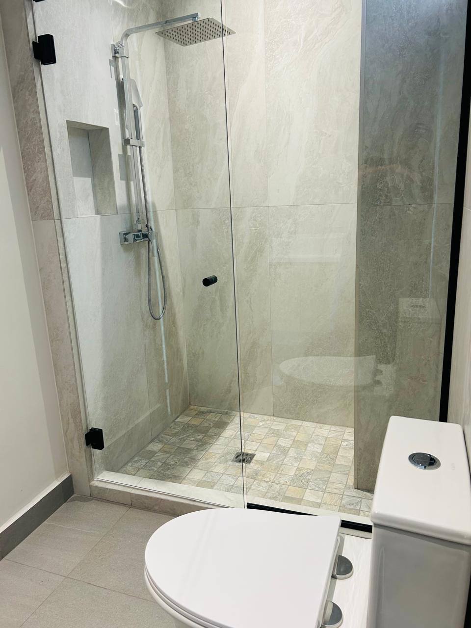 Alquiler: Col. Loma Linda Norte, Torre Avalon